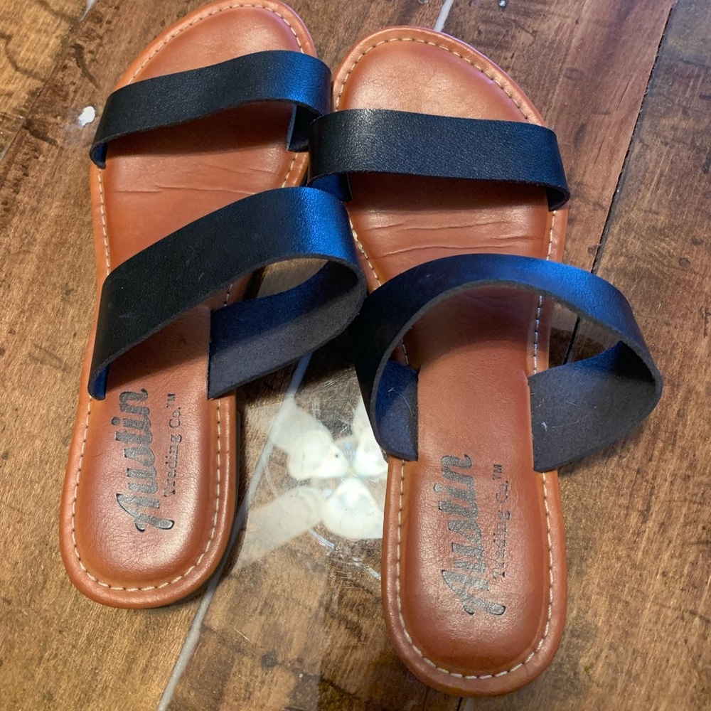 Austin sandals